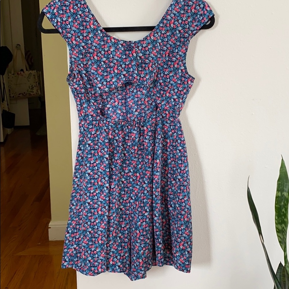 Floral Romper - Picture 2 of 6